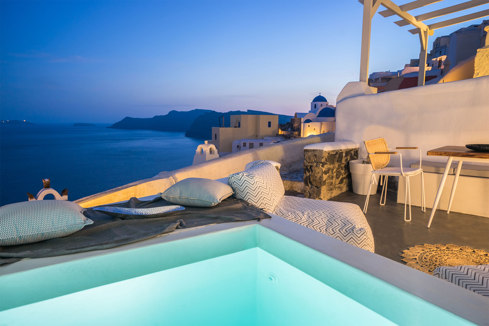 Echoes Luxury Suites, Santorini, Greece